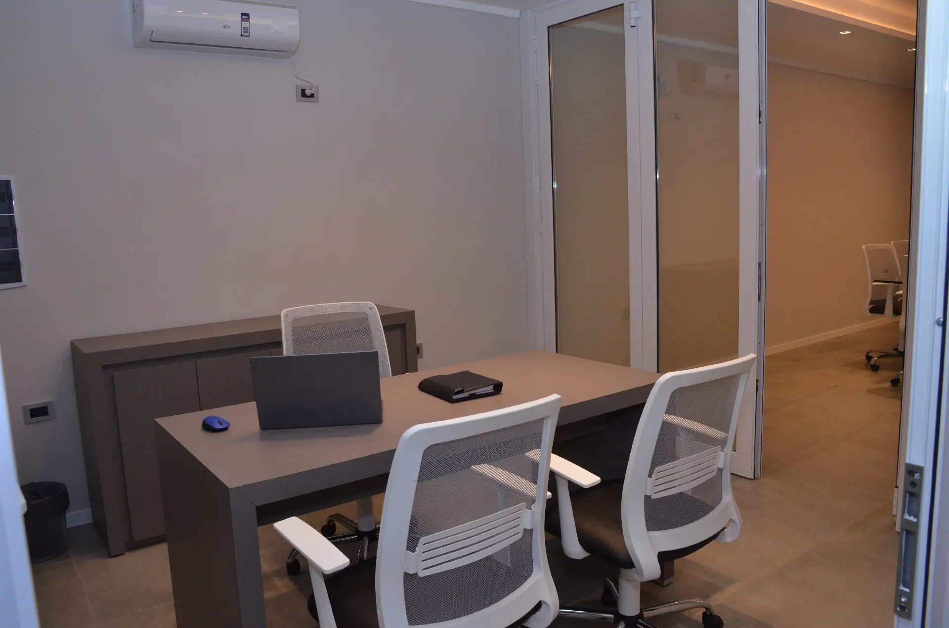 oficinas-administrativas-renovadas-03